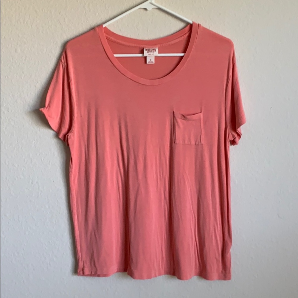 Cute and casual, only worn once or twice!